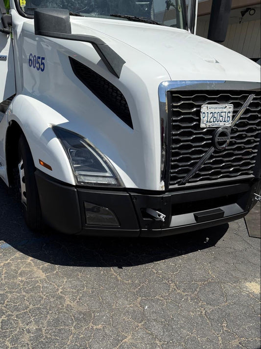 Volvo VNL 4TH Generation Bumper 2018+