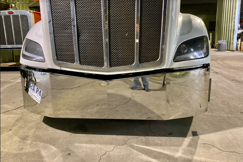 Peterbilt 579 aftermarket deals bumper