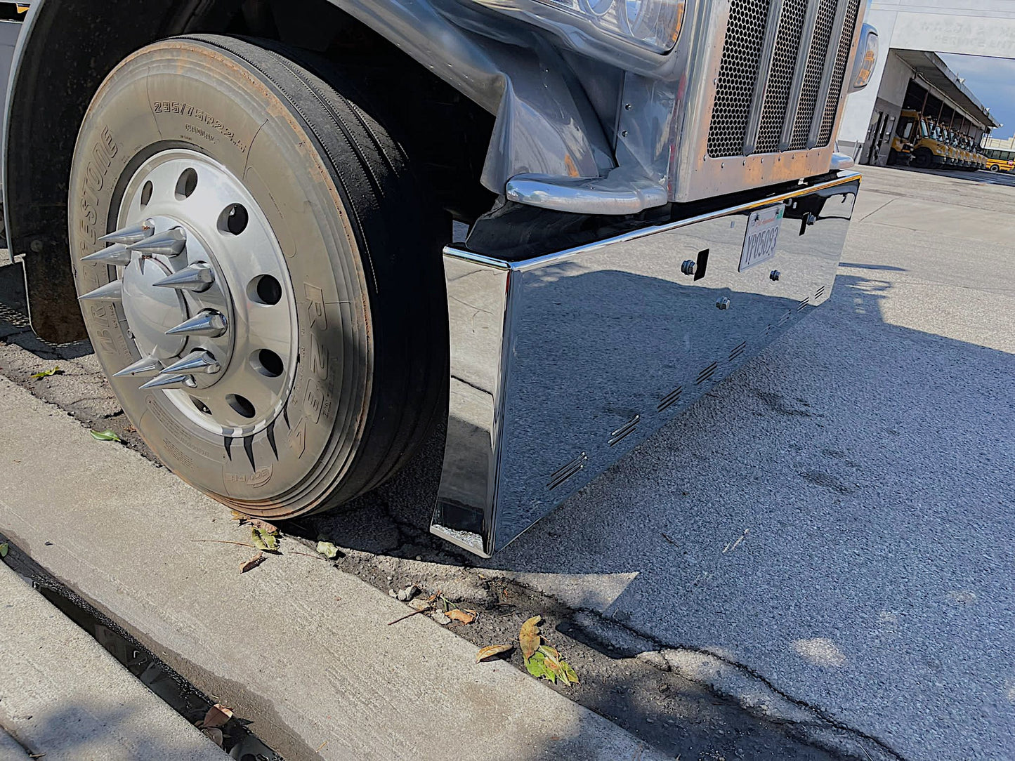 Peterbilt 365/388/389 & Kenworth W990 Bumper With 9 Oval Slit Light Holes