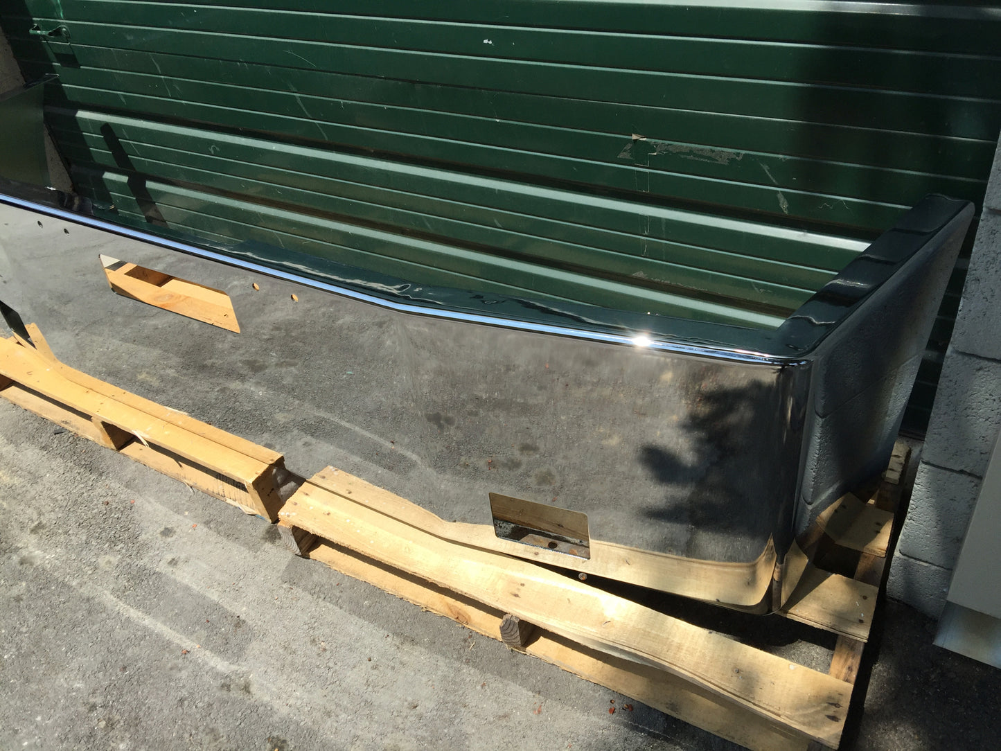 Freightliner Bumper FLD 120+112 W/Fog Lights Chrome 19" CA Style