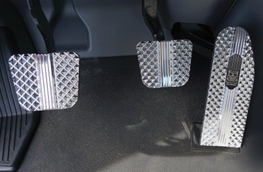 Kenworth Billet Raised Diamond Chrome Pedals