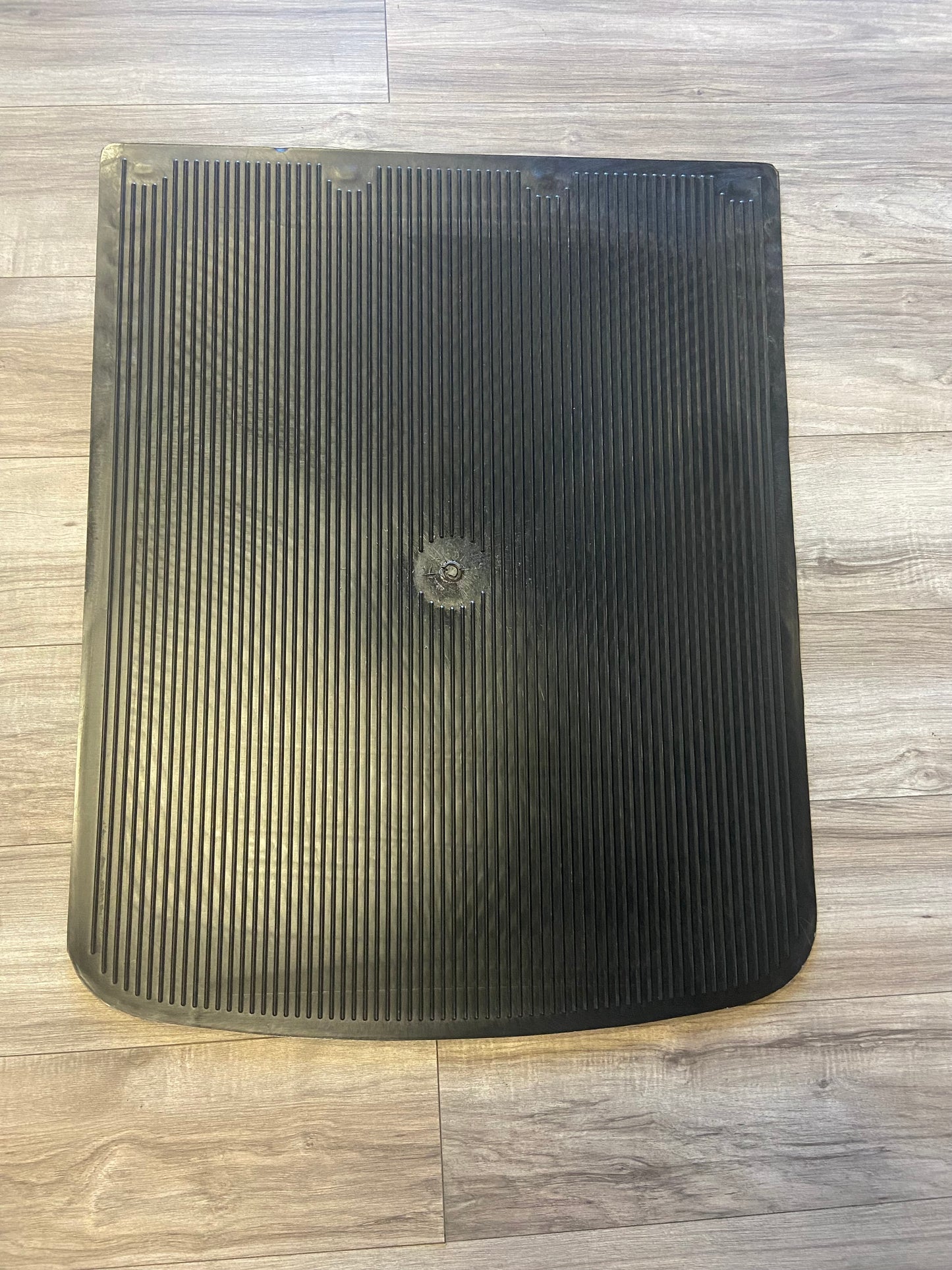 Textured Mud Flaps In Black With Kenworth V Curve