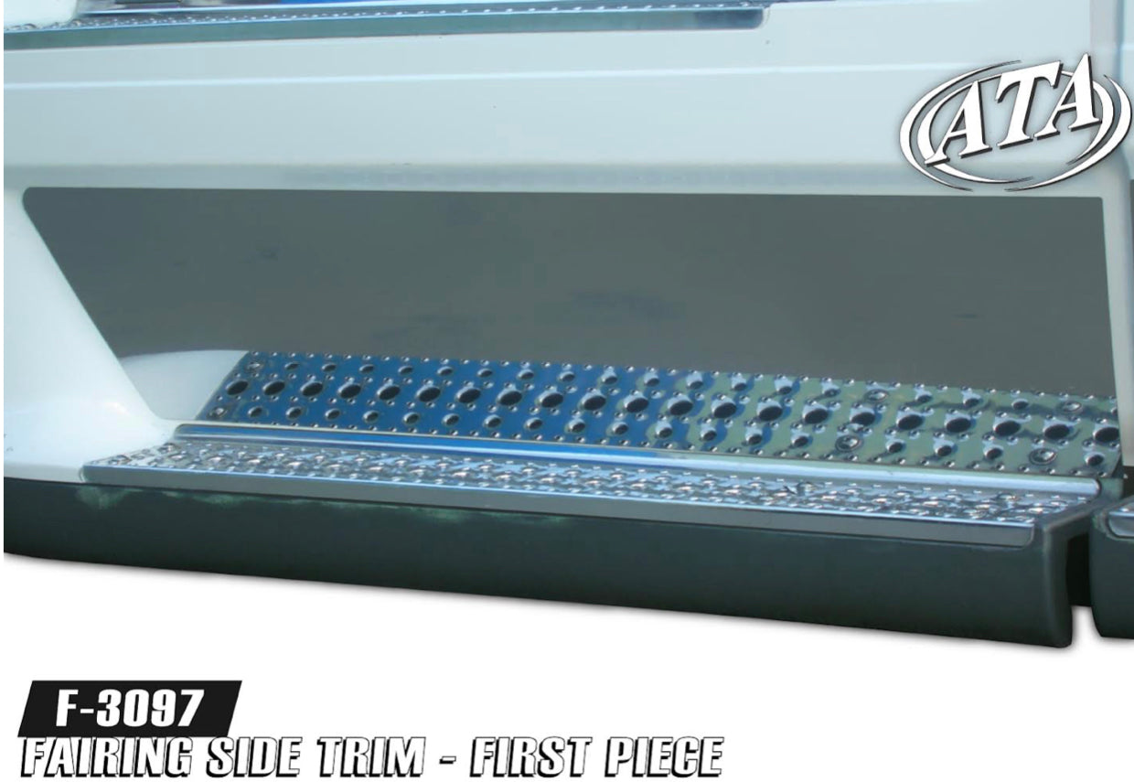 Freightliner Cascadia Fairing Side Trim - First Piece