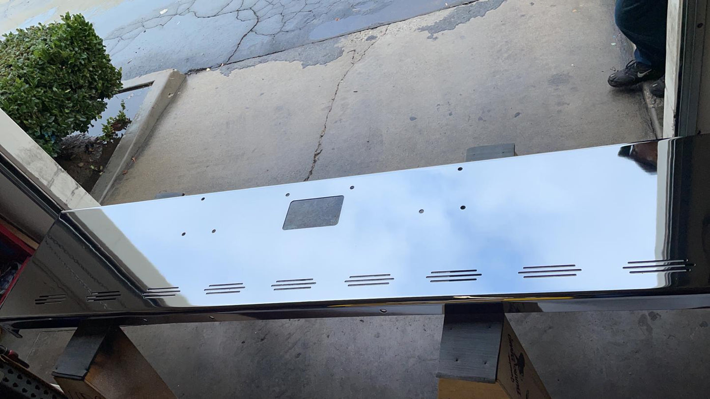 Peterbilt 357/378/379 Bumper With 9 Oval Slit Light Holes