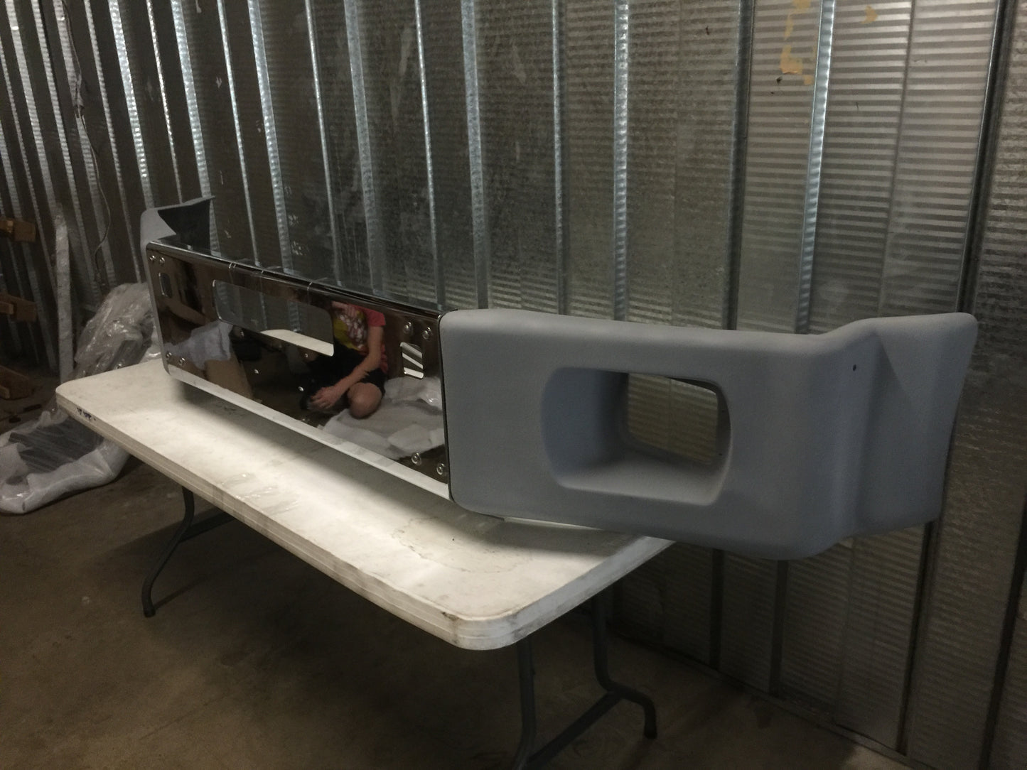 Kenworth T800 Fiberglass Bumper Ends ( Sold Individually Right or Left)