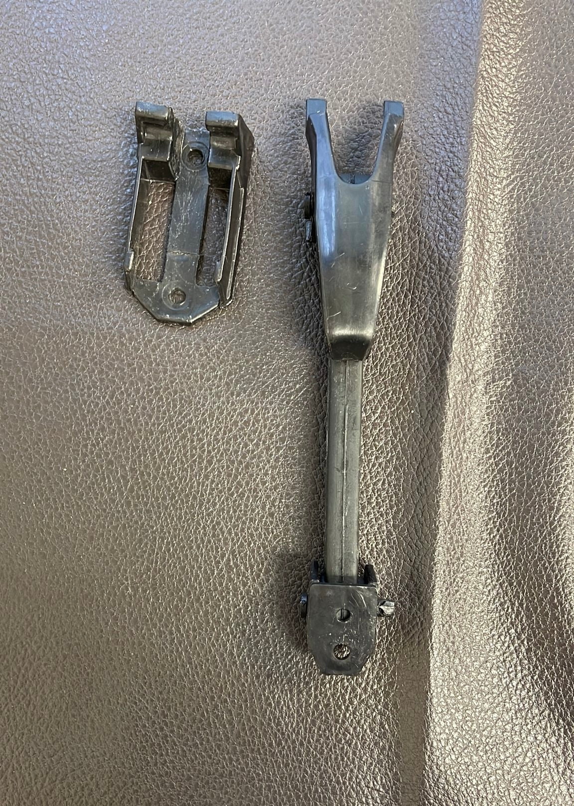 Kodiak Hood Hook Latch Small