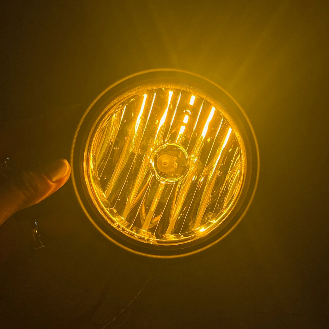 Premium Freightliner Columbia Fog Light with Amber Lens