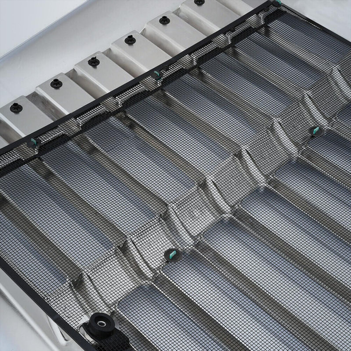 Freightliner Cascadia Grill W/Bug Screen 2008-2018
