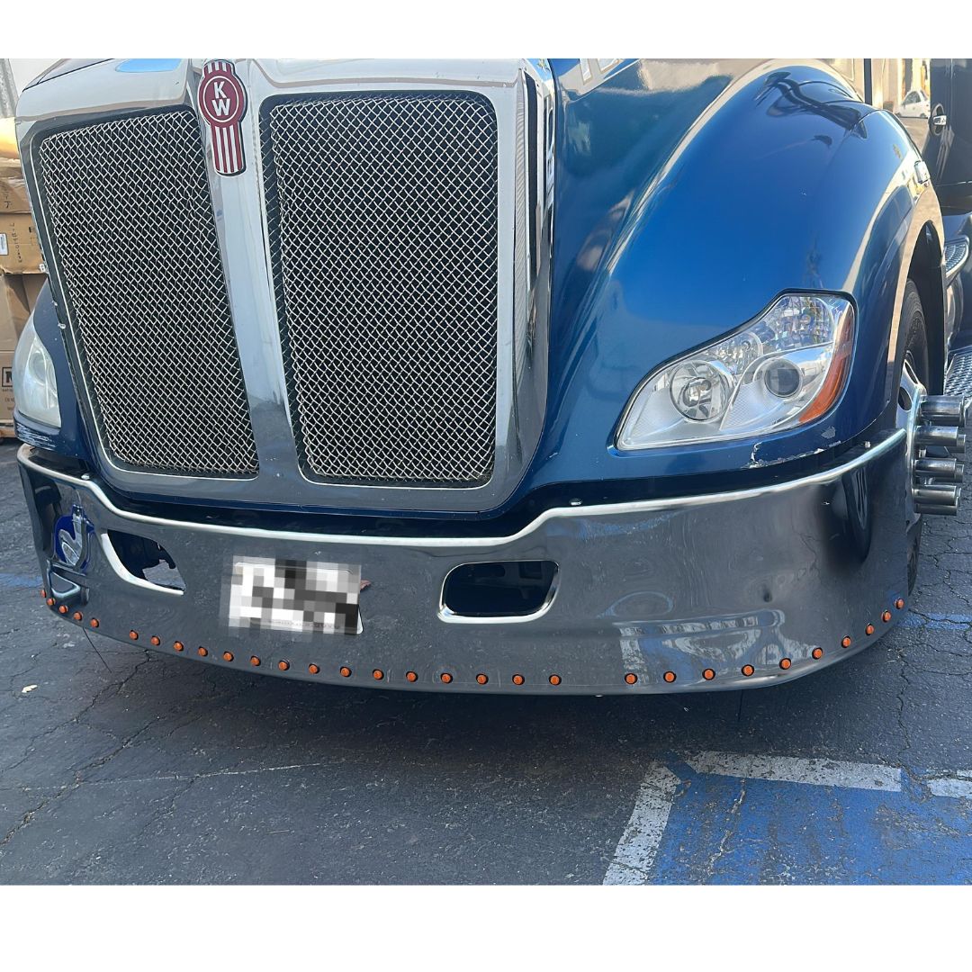 KW T680 17" 304 STAINLESS STEEL BUMPER WITH 3/4" LIGHT HOLES FREE LIGHTS INCLUDED