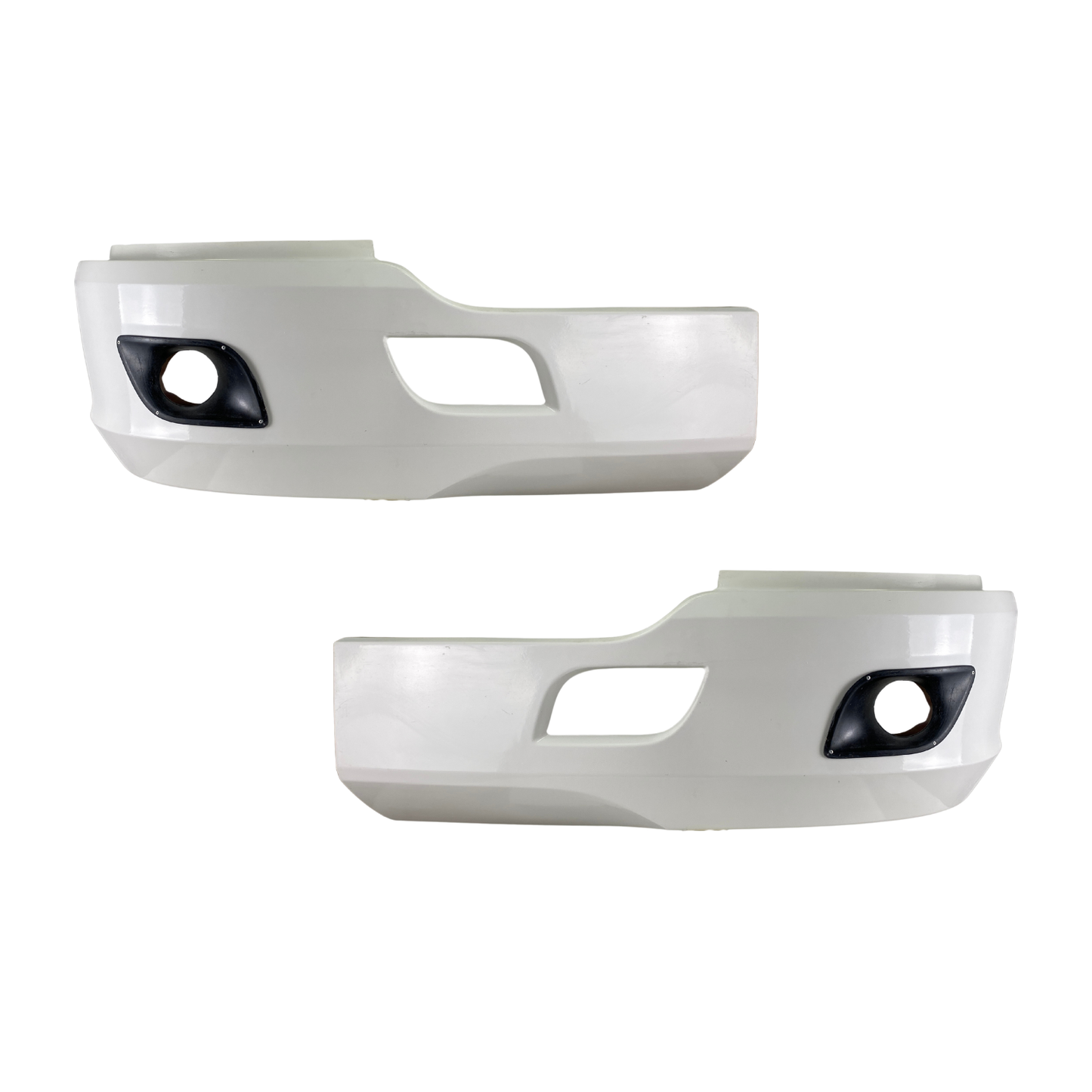 KENWORTH T680 CHROME PLASTIC BUMPER WITH FOGLIGHTS