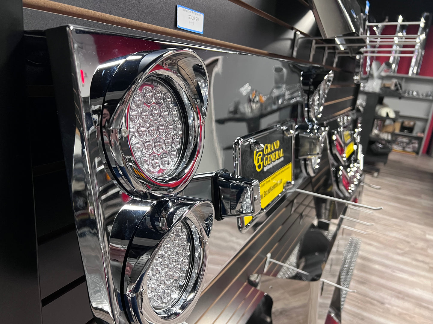 Chrome Rear Center Light Panels With 4" Round Lights