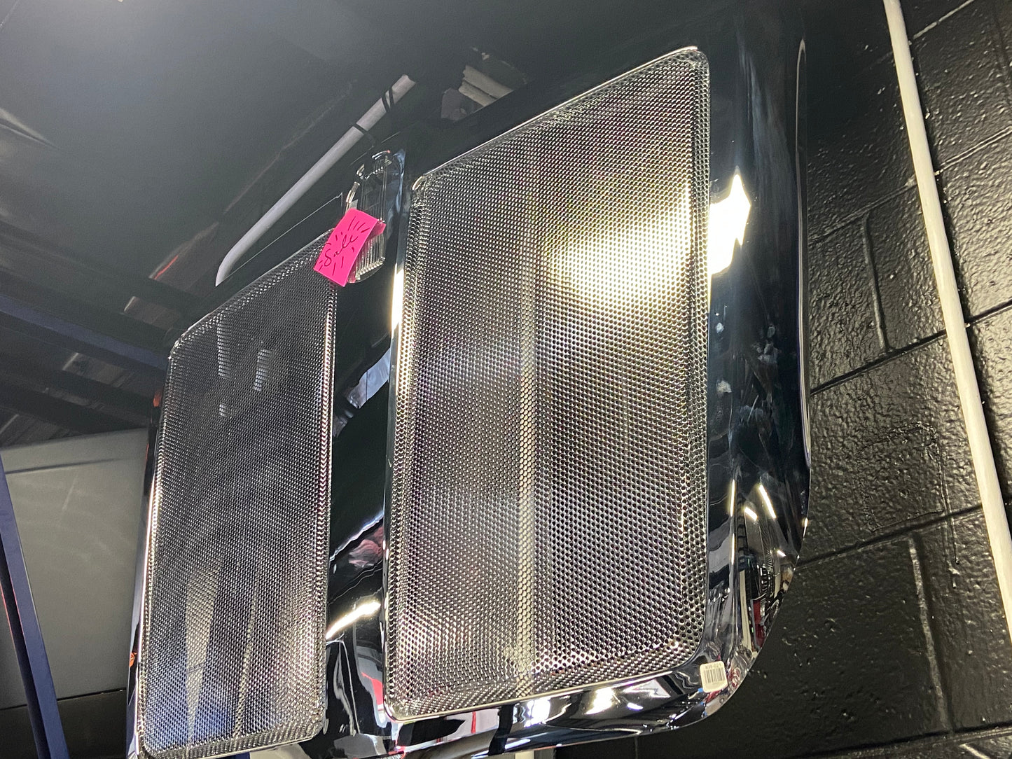 Kenworth T680 Grill With Bug Screen