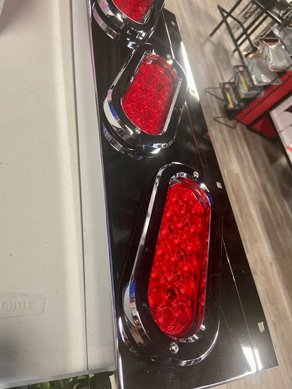 Light Bar With Red Oval Lights